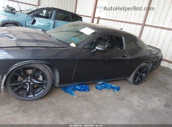 2C3CDZAG8JH112192 2018 DODGE CHALLENGER Black Սալոնի հետևի տեսք