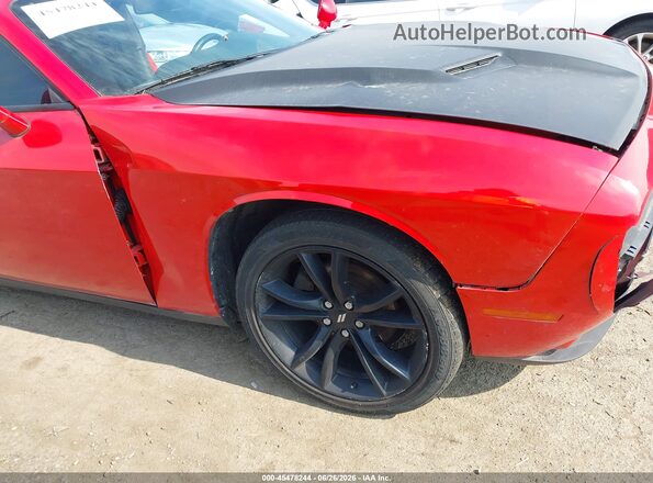 2C3CDZAG8JH118686 2018 DODGE CHALLENGER Red Widok z przodu