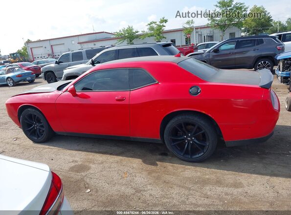 2C3CDZAG8JH118686 2018 DODGE CHALLENGER Red Widok wnętrza 360 stopni