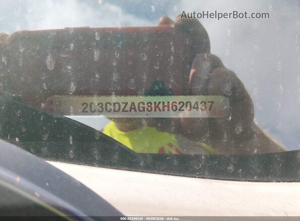 2C3CDZAG8KH620437 2019 DODGE CHALLENGER Maroon Widok komory silnika