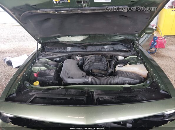 2C3CDZAG8MH530935 2021 DODGE CHALLENGER Зеленый Вид сзади