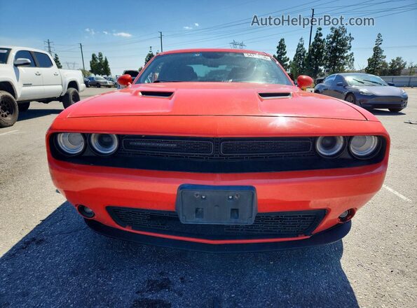 2C3CDZAG9JH246113 2018 DODGE CHALLENGER Оранжевый Вид спереди