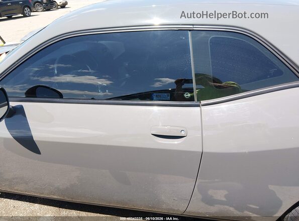 2C3CDZAG9KH668707 2019 DODGE CHALLENGER Silver Widok wnętrza 360 stopni