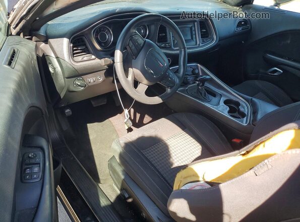 2C3CDZAGXGH201089 2016 DODGE CHALLENGER Черный Вид панели приборов