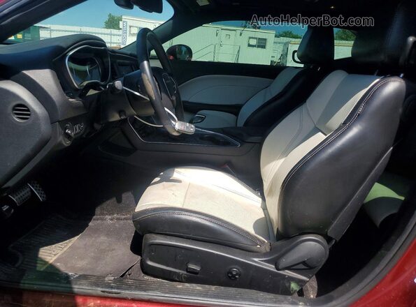 2C3CDZAGXJH229871 2018 DODGE CHALLENGER Красный Вид салона спереди