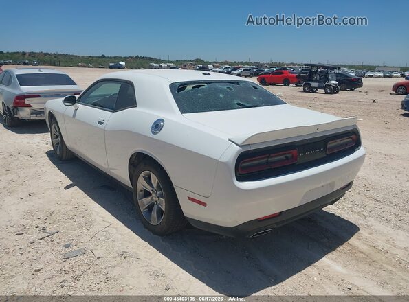 2C3CDZAGXJH322034 2018 DODGE CHALLENGER White Հետևի ձախ