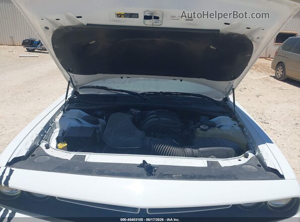 2C3CDZAGXJH322034 2018 DODGE CHALLENGER White Հետևի տեսք
