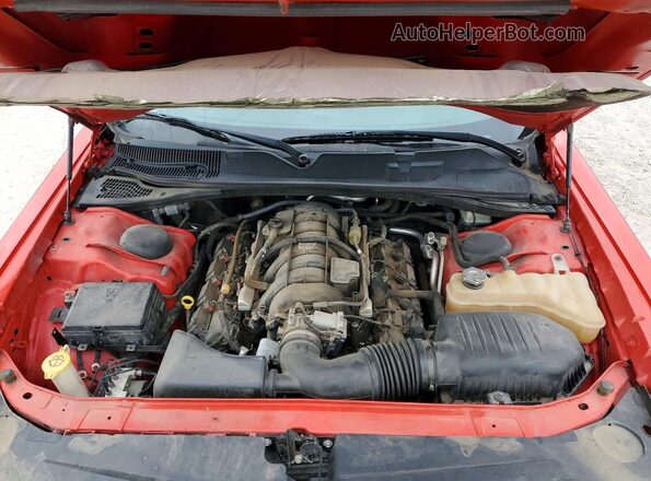 2C3CDZBT3GH177892 2016 DODGE CHALLENGER Красный Вид задней части салона