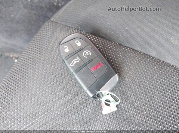 2C3CDZBT3GH221874 2016 DODGE CHALLENGER Черный Вид панели приборов