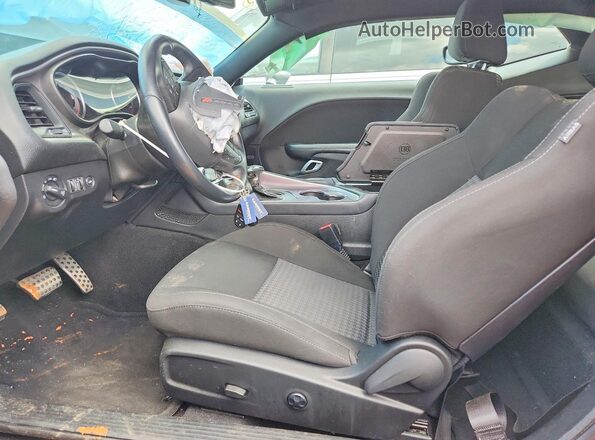2C3CDZBT3MH628055 2021 DODGE CHALLENGER Gray Вид салону спереду