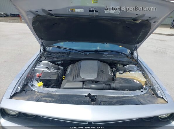 2C3CDZBT4GH129429 2016 DODGE CHALLENGER Серебряный Вид сзади