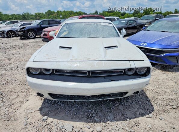 2C3CDZBT4GH214027 2016 DODGE CHALLENGER White Widok z przodu