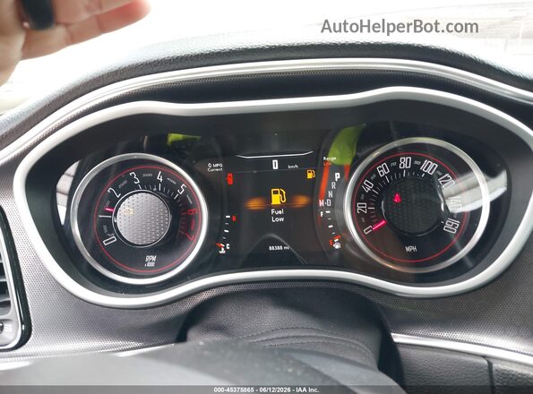 2C3CDZBT4GH226145 2016 DODGE CHALLENGER Черный Вид задних сидений