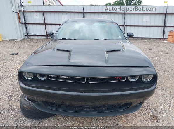 2C3CDZBT4GH226145 2016 DODGE CHALLENGER Черный Вид щитка приборов