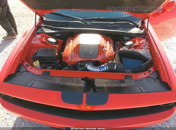 2C3CDZBT5JH161135 2018 DODGE CHALLENGER Orange Widok z tyłu