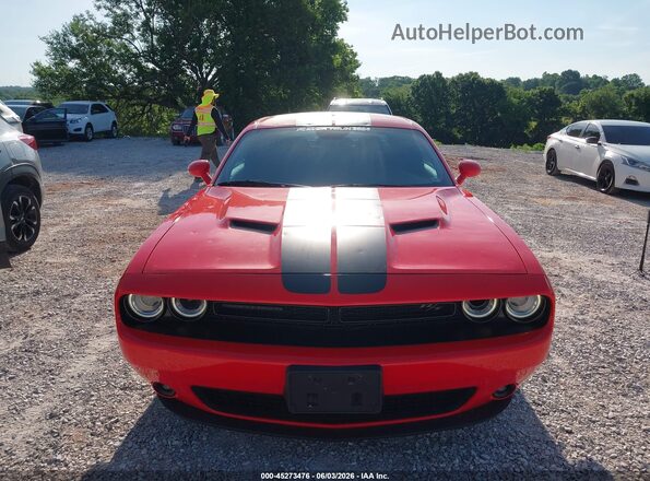 2C3CDZBT5JH161135 2018 DODGE CHALLENGER Orange Widok wnętrza z tyłu