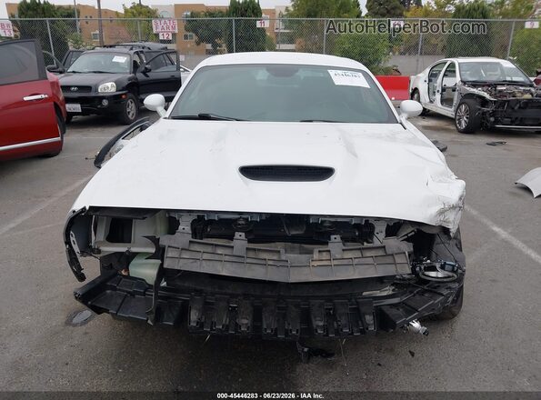 2C3CDZBT5KH557115 2019 DODGE CHALLENGER White Սալոնի հետևի տեսք