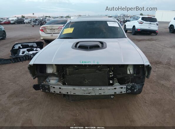 2C3CDZBT8KH618439 2019 DODGE CHALLENGER Silver Rear interior view