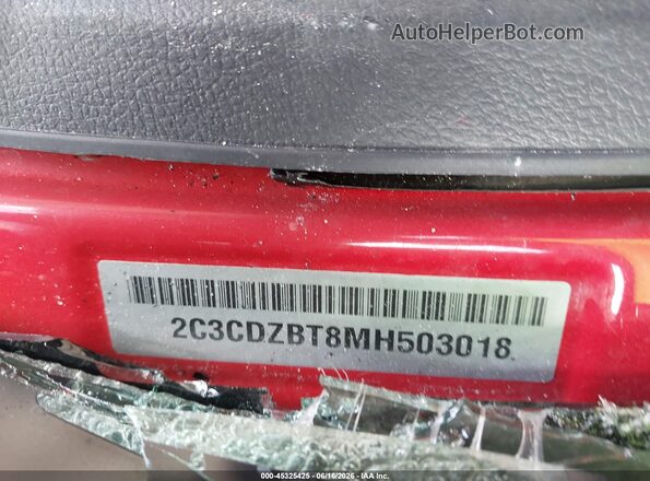 2C3CDZBT8MH503018 2021 DODGE CHALLENGER Red Engine compartment view