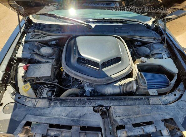 2C3CDZBT8MH615687 2021 DODGE CHALLENGER Black Vista interior trasera