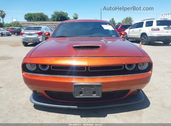 2C3CDZBT9LH196635 2020 DODGE CHALLENGER Оранжевый Вид щитка приборов