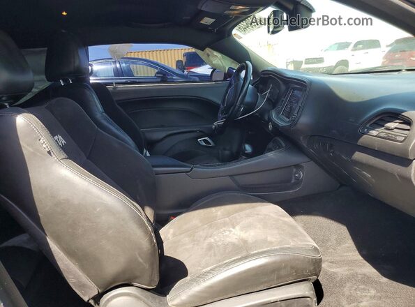 2C3CDZBTXMH506423 2021 DODGE CHALLENGER Two Tone Front interior view