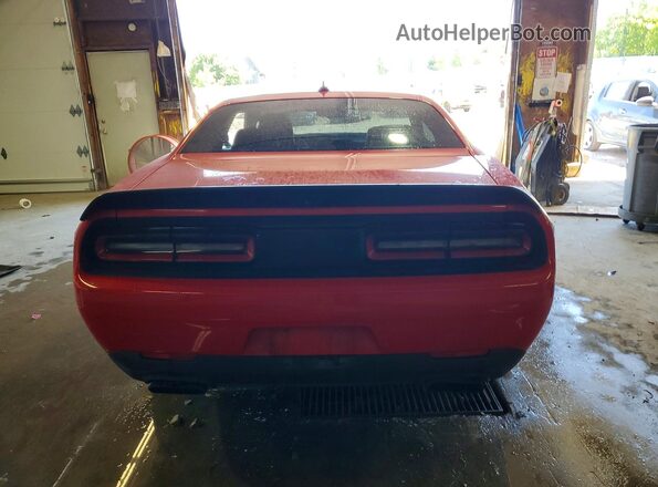 2C3CDZC91GH322771 2016 DODGE CHALLENGER Красный Вид сзади