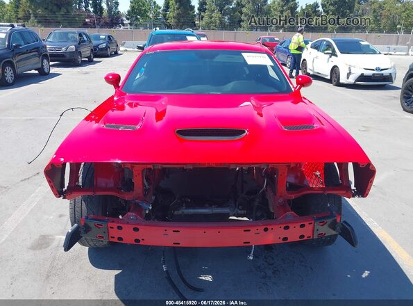 2C3CDZC92GH336064 2016 DODGE CHALLENGER Red Dashboard view