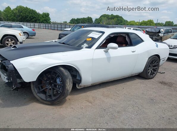 2C3CDZDJ7GH235868 2016 DODGE CHALLENGER White Przód lewy