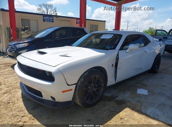2C3CDZFJ0LH185063 2020 DODGE CHALLENGER White Front left