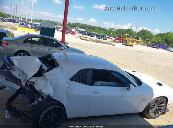 2C3CDZFJ0LH185063 2020 DODGE CHALLENGER White 360 interior view