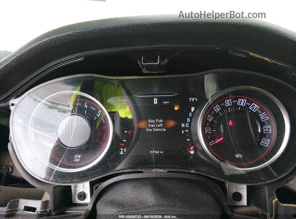 2C3CDZFJ1JH241122 2018 DODGE CHALLENGER Серебряный Вид задних сидений