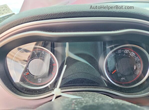 2C3CDZFJ2KH625623 2019 DODGE CHALLENGER Red Սարքավորումների վահանակի տեսք