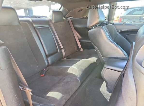 2C3CDZFJ2KH749990 2019 DODGE CHALLENGER Black უკანა სავარძლების ხედი