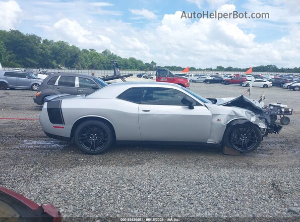 2C3CDZFJ2MH530823 2021 DODGE CHALLENGER Silver Вид задньої частини салону