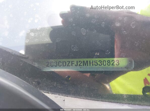 2C3CDZFJ2MH530823 2021 DODGE CHALLENGER Silver Вид підкапотного простору