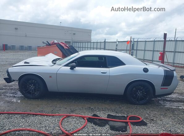 2C3CDZFJ2MH530823 2021 DODGE CHALLENGER Silver Панорамний вид салону 360°