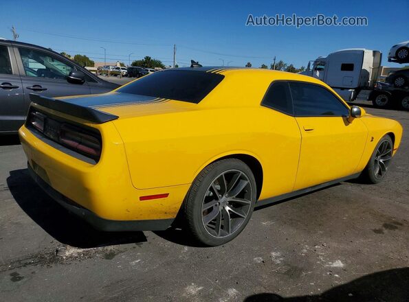 2C3CDZFJ3HH502163 2017 DODGE CHALLENGER Yellow Задня права чверть