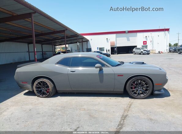 2C3CDZFJ3PH567559 2023 DODGE CHALLENGER Серый Вид задней части салона
