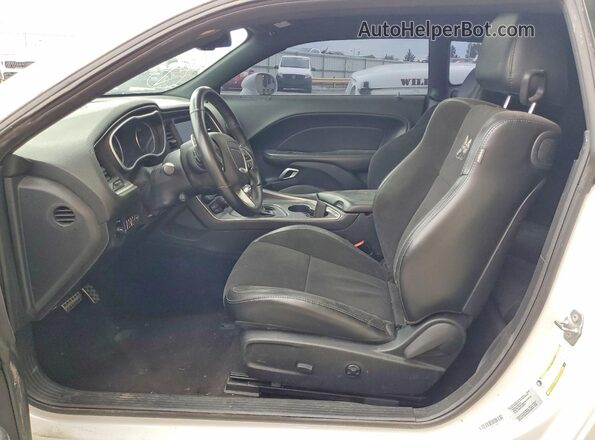 2C3CDZFJ5GH323010 2016 DODGE CHALLENGER White Vista interior delantera