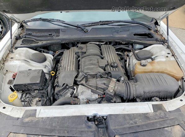 2C3CDZFJ5GH323010 2016 DODGE CHALLENGER White Vista interior trasera