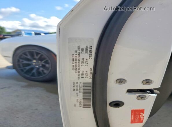 2C3CDZFJ6GH166023 2016 DODGE CHALLENGER White Widok komory silnika