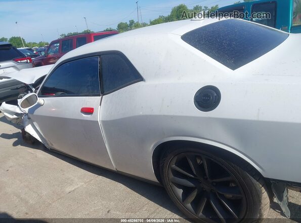 2C3CDZFJ7GH349978 2016 DODGE CHALLENGER White 