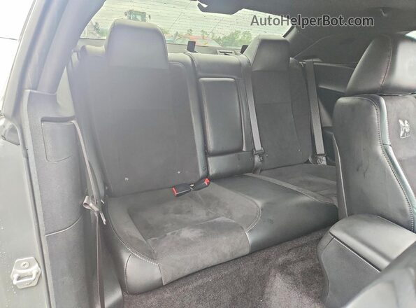 2C3CDZFJ7JH128467 2018 DODGE CHALLENGER Gray Հետևի նստատեղերի տեսք