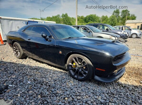 2C3CDZFJ8LH176191 2020 DODGE CHALLENGER Черный Передняя правая четверть