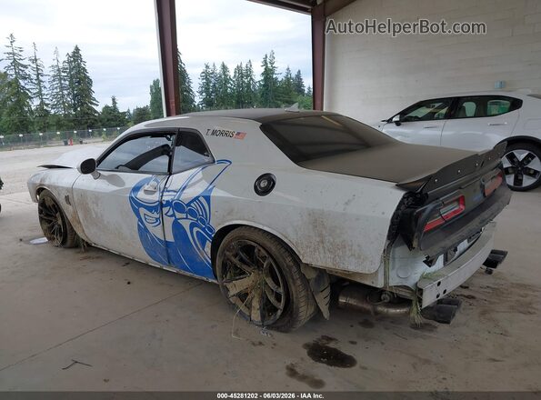 2C3CDZFJ9HH592743 2017 DODGE CHALLENGER White Trasero izquierdo