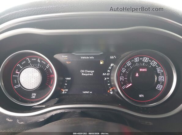 2C3CDZFJ9HH592743 2017 DODGE CHALLENGER White Vista de los asientos traseros