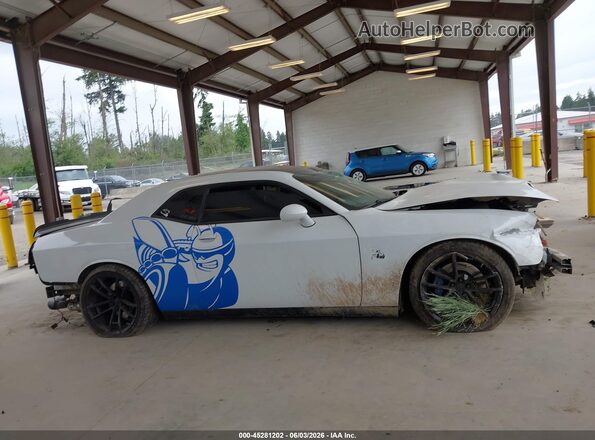 2C3CDZFJ9HH592743 2017 DODGE CHALLENGER White Vista interior de 360 grados