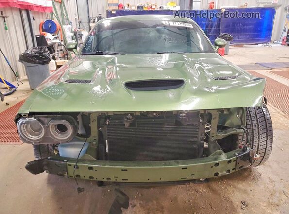 2C3CDZFJ9LH222756 2020 DODGE CHALLENGER Green Widok z przodu