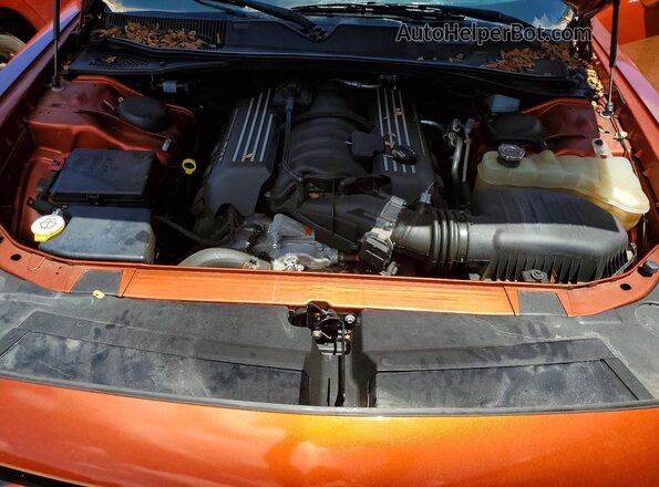 2C3CDZFJ9MH538952 2021 DODGE CHALLENGER Бордовый Вид задней части салона